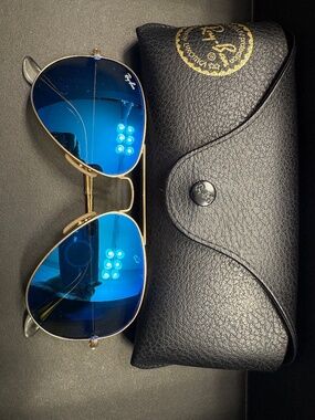Aviator sunglasses